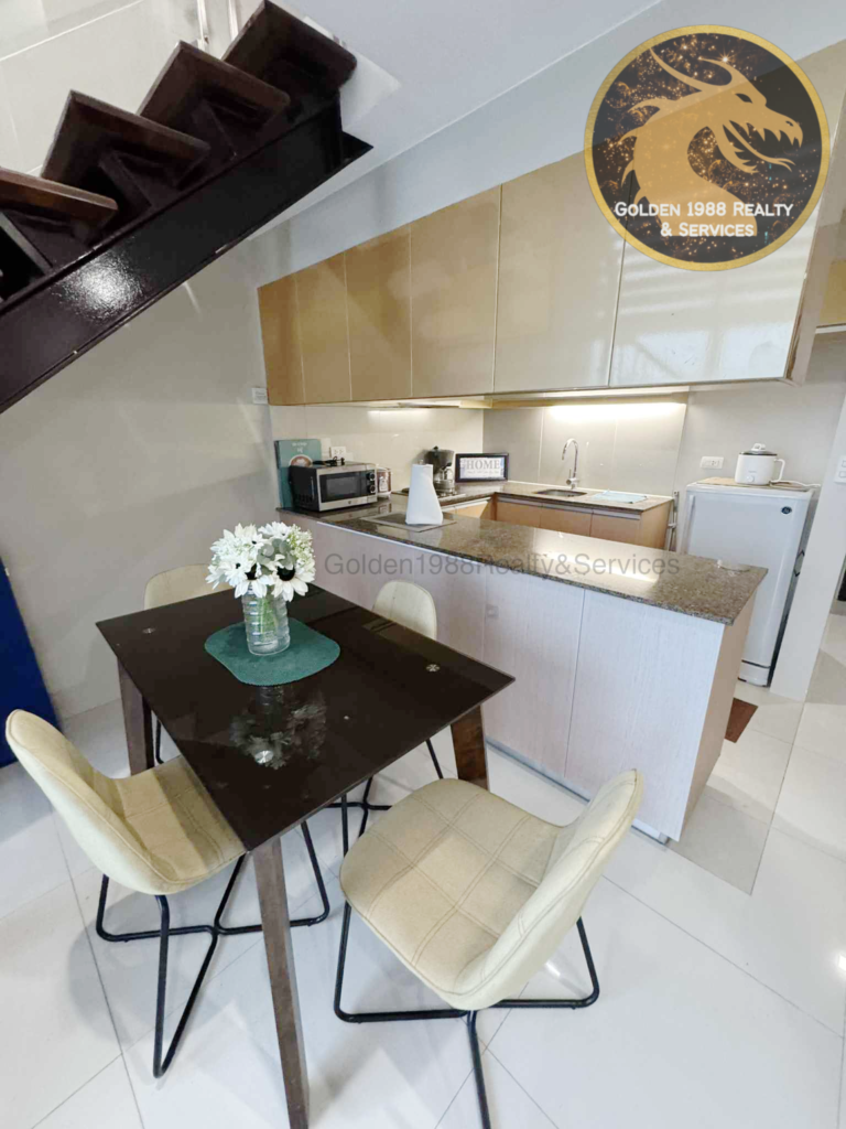 Dining area 2